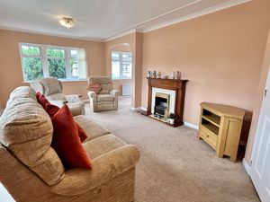 Lounge- click for photo gallery